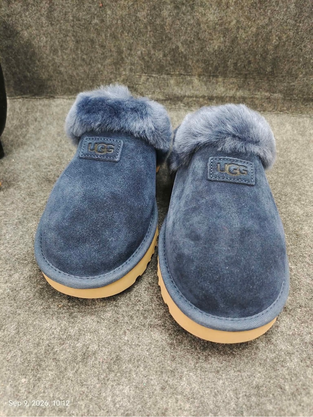 NWOB UGG Cozy Suede Slipper with Shearling - Women’s Size 10 Navy